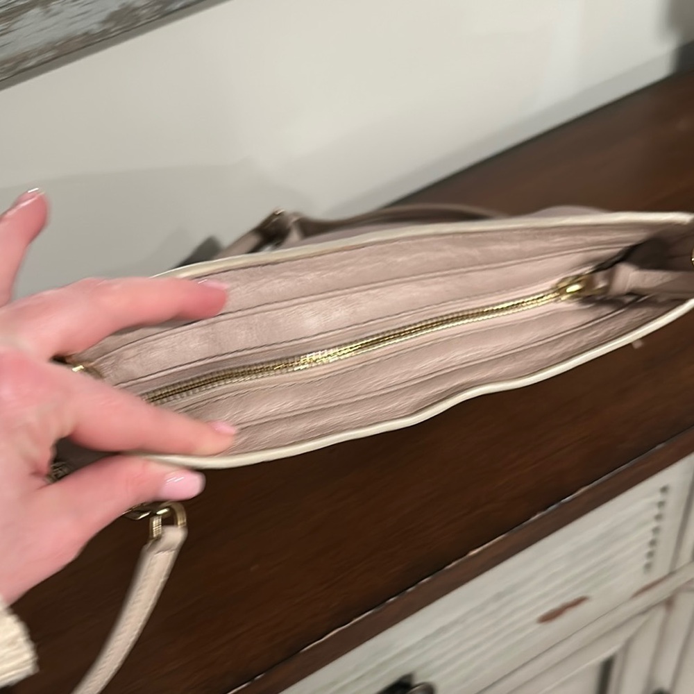 Tory Burch Pink/Beige Crossbody Bag with Gold Hardware - Picture 11 of 13